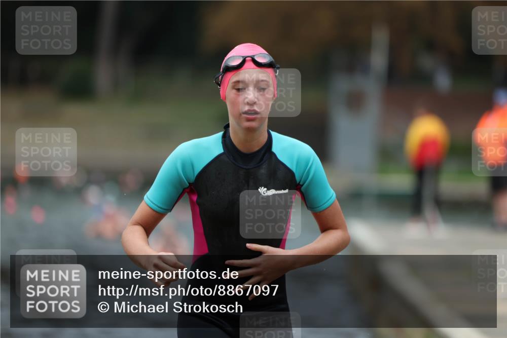 14.09.2025 - Stadtparktriathlon Michael Strokosch http://msf.ph/oto/8867097 14.09.2025 09:49:34 Schwimmen 551, 578 meine-sportfotos.de