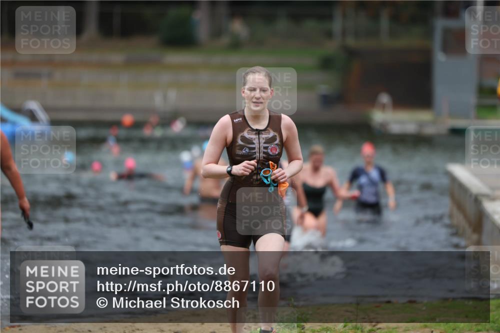 14.09.2025 - Stadtparktriathlon Michael Strokosch http://msf.ph/oto/8867110 14.09.2025 09:49:50 Schwimmen 519, 530, 534, 536 meine-sportfotos.de