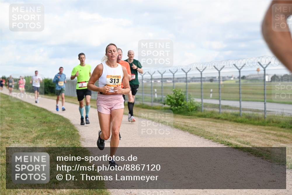 14.09.2025 - Airport Race Dr. Thomas Lammeyer http://msf.ph/oto/8867120 14.09.2025 12:07:56 Laufen 313 meine-sportfotos.de