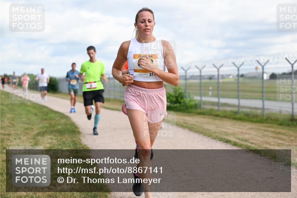14.09.2025 - Airport Race Dr. Thomas Lammeyer http://msf.ph/oto/8867141 14.09.2025 12:07:57 Laufen 31 meine-sportfotos.de