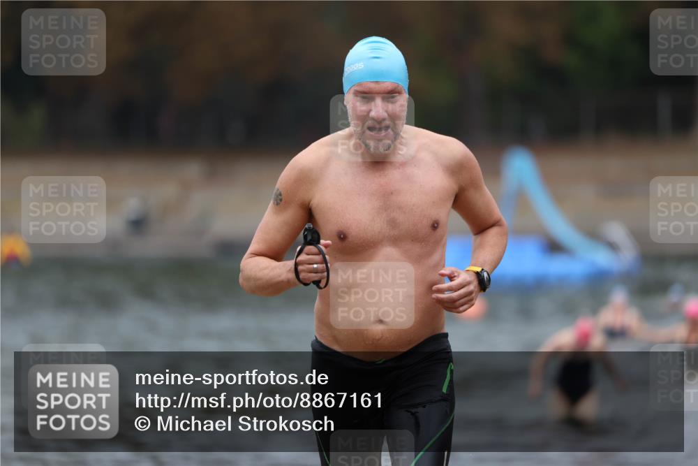 14.09.2025 - Stadtparktriathlon Michael Strokosch http://msf.ph/oto/8867161 14.09.2025 09:50:09 Schwimmen 513, 546, 561, 600 meine-sportfotos.de