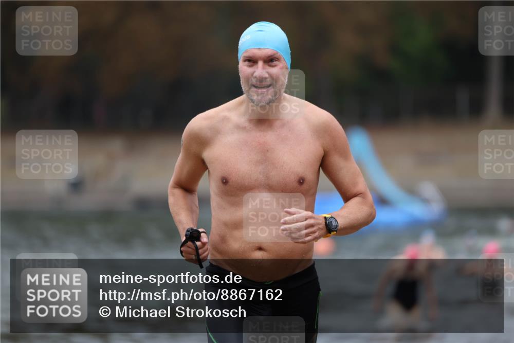 14.09.2025 - Stadtparktriathlon Michael Strokosch http://msf.ph/oto/8867162 14.09.2025 09:50:09 Schwimmen 513, 546, 561, 600 meine-sportfotos.de