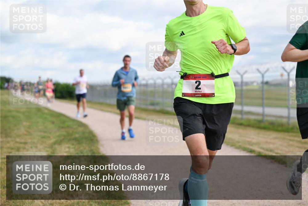 14.09.2025 - Airport Race Dr. Thomas Lammeyer http://msf.ph/oto/8867178 14.09.2025 12:07:59 Laufen 2 meine-sportfotos.de