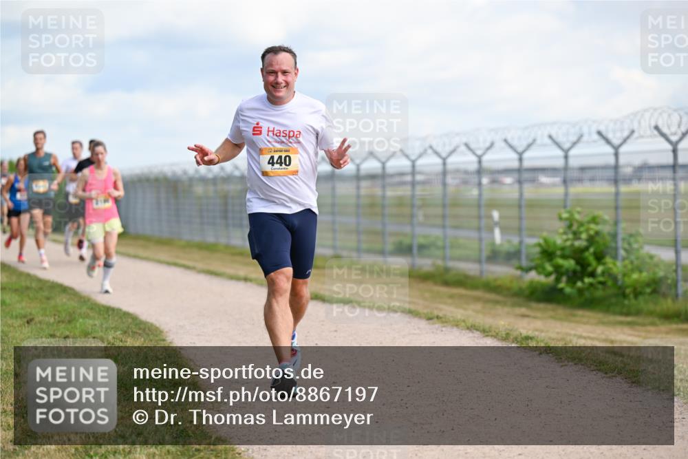 14.09.2025 - Airport Race Dr. Thomas Lammeyer http://msf.ph/oto/8867197 14.09.2025 12:08:02 Laufen 440 meine-sportfotos.de