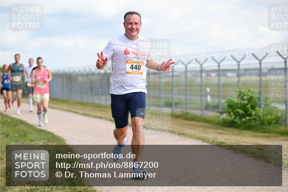 14.09.2025 - Airport Race Dr. Thomas Lammeyer http://msf.ph/oto/8867200 14.09.2025 12:08:03 Laufen 440 meine-sportfotos.de