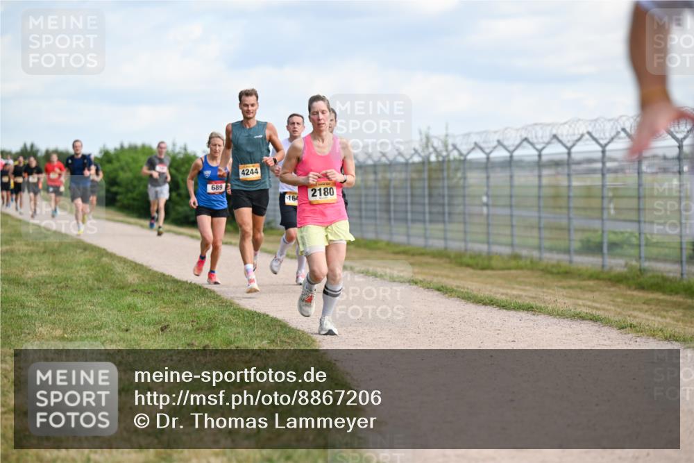 14.09.2025 - Airport Race Dr. Thomas Lammeyer http://msf.ph/oto/8867206 14.09.2025 12:08:04 Laufen 689, 4244, 164, 2180 meine-sportfotos.de