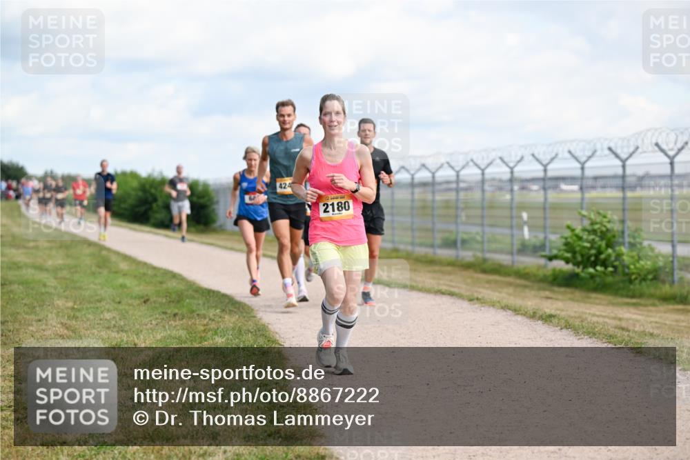 14.09.2025 - Airport Race Dr. Thomas Lammeyer http://msf.ph/oto/8867222 14.09.2025 12:08:06 Laufen 424, 2180 meine-sportfotos.de