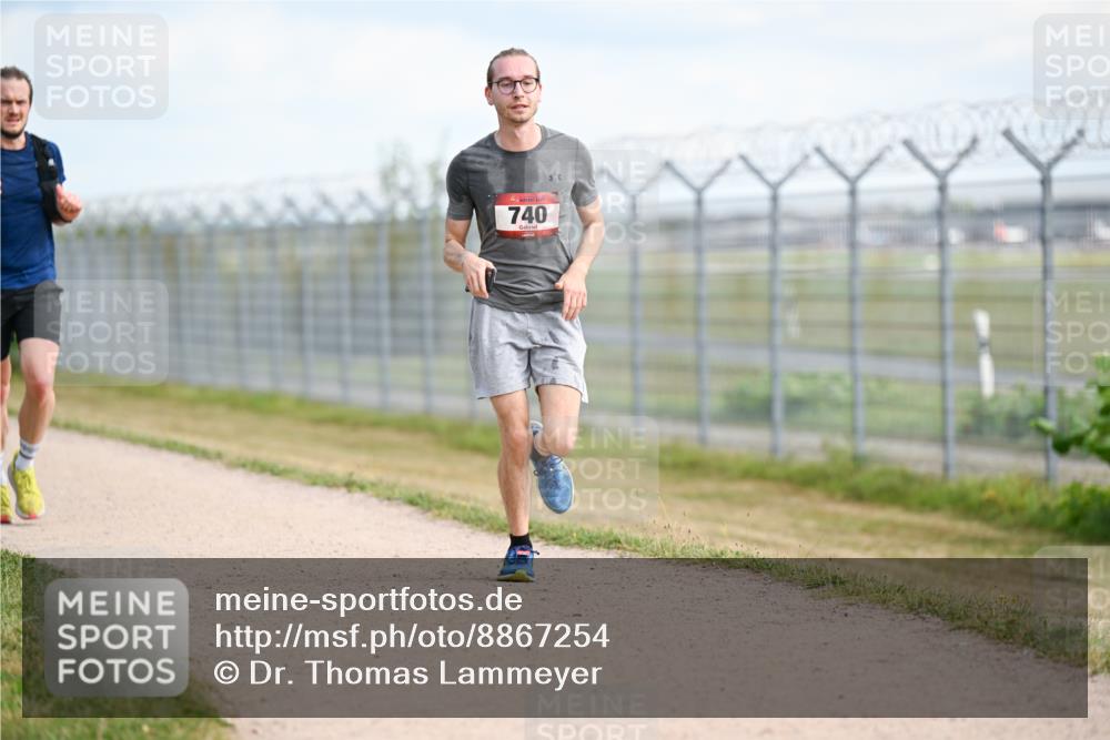 14.09.2025 - Airport Race Dr. Thomas Lammeyer http://msf.ph/oto/8867254 14.09.2025 12:08:13 Laufen 740 meine-sportfotos.de