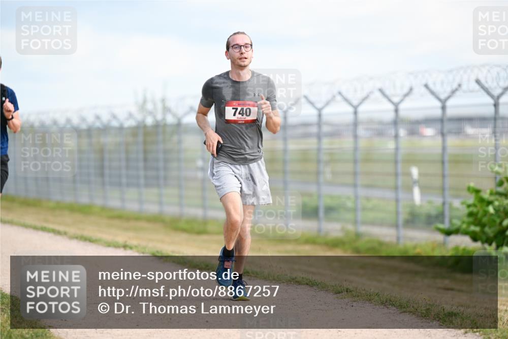 14.09.2025 - Airport Race Dr. Thomas Lammeyer http://msf.ph/oto/8867257 14.09.2025 12:08:14 Laufen 740 meine-sportfotos.de