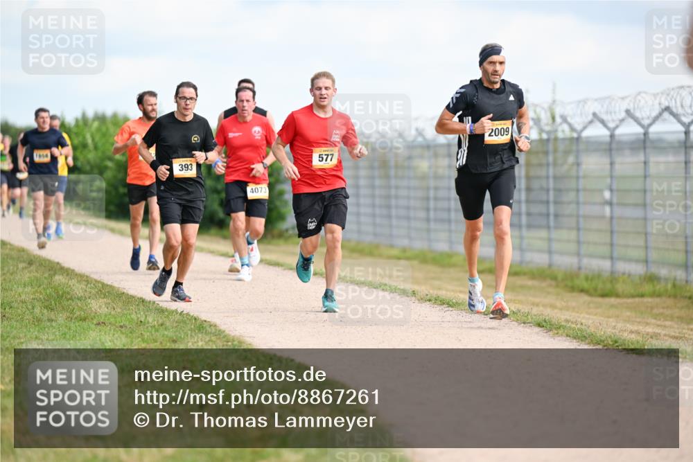 14.09.2025 - Airport Race Dr. Thomas Lammeyer http://msf.ph/oto/8867261 14.09.2025 12:08:19 Laufen 1890, 393, 4073, 577, 2009 meine-sportfotos.de