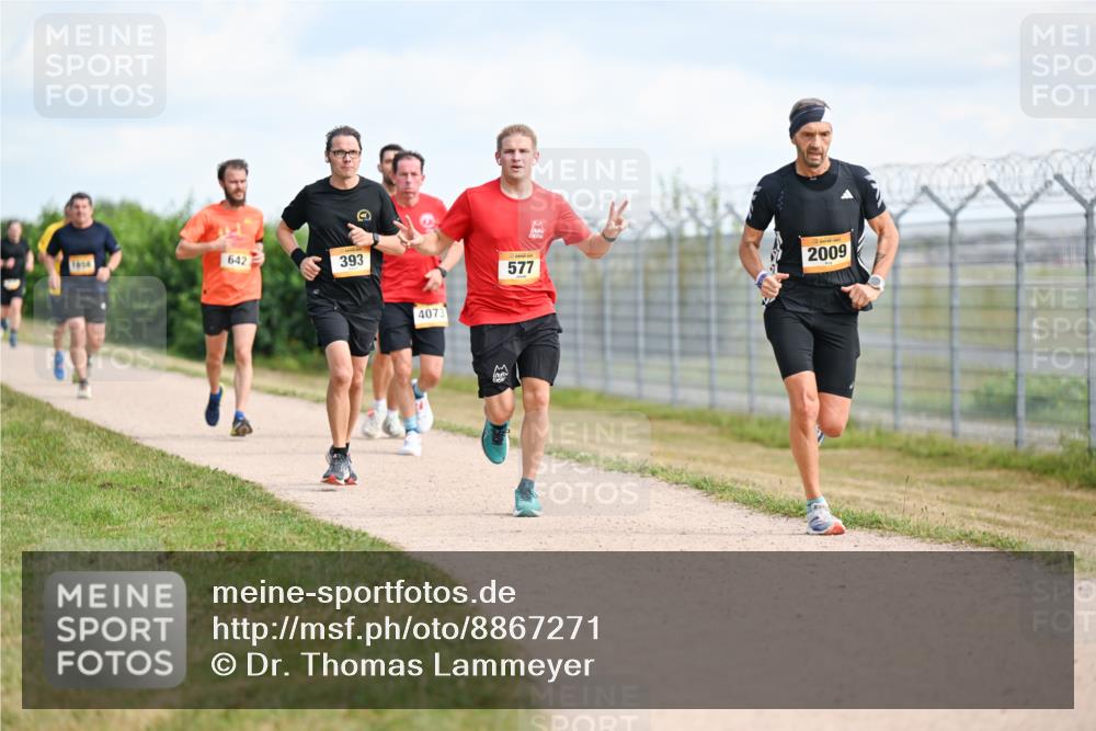 14.09.2025 - Airport Race Dr. Thomas Lammeyer http://msf.ph/oto/8867271 14.09.2025 12:08:20 Laufen 642, 1800, 393, 4073, 577, 2009 meine-sportfotos.de