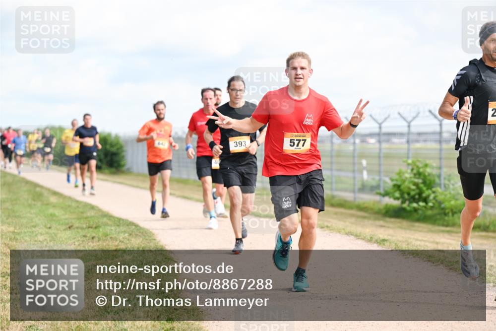 14.09.2025 - Airport Race Dr. Thomas Lammeyer http://msf.ph/oto/8867288 14.09.2025 12:08:24 Laufen 393, 577, 2 meine-sportfotos.de