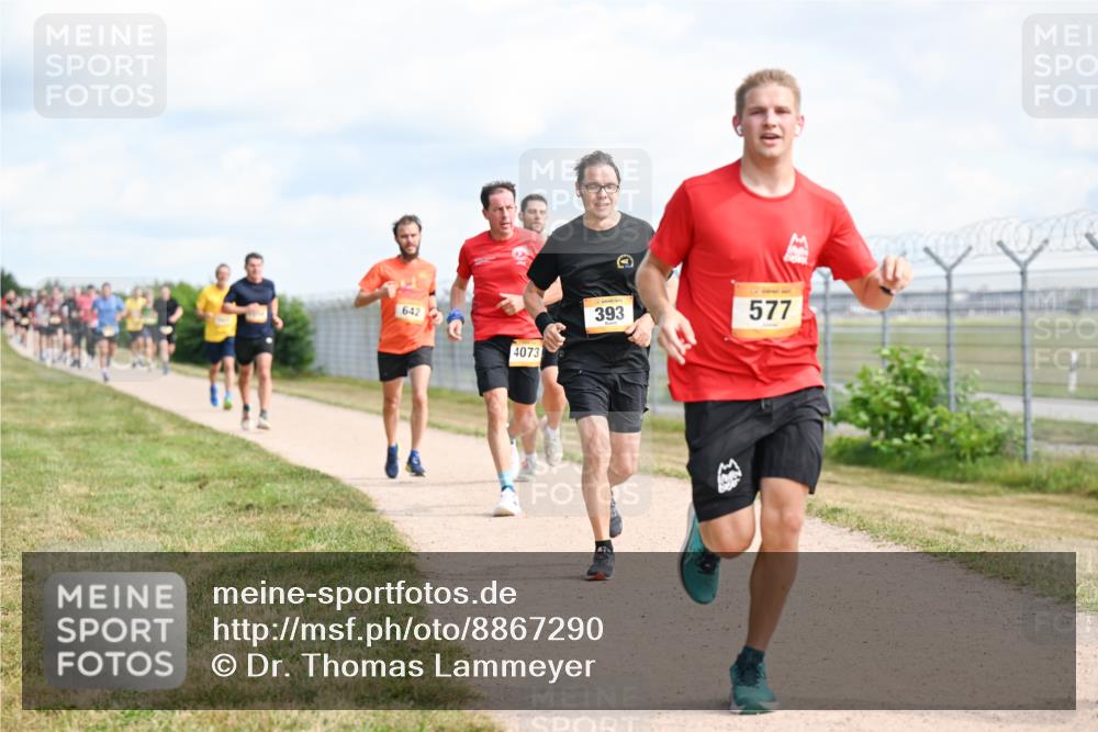 14.09.2025 - Airport Race Dr. Thomas Lammeyer http://msf.ph/oto/8867290 14.09.2025 12:08:24 Laufen 642, 4073, 393, 577 meine-sportfotos.de