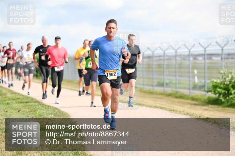14.09.2025 - Airport Race Dr. Thomas Lammeyer http://msf.ph/oto/8867344 14.09.2025 12:08:36 Laufen 1502 meine-sportfotos.de