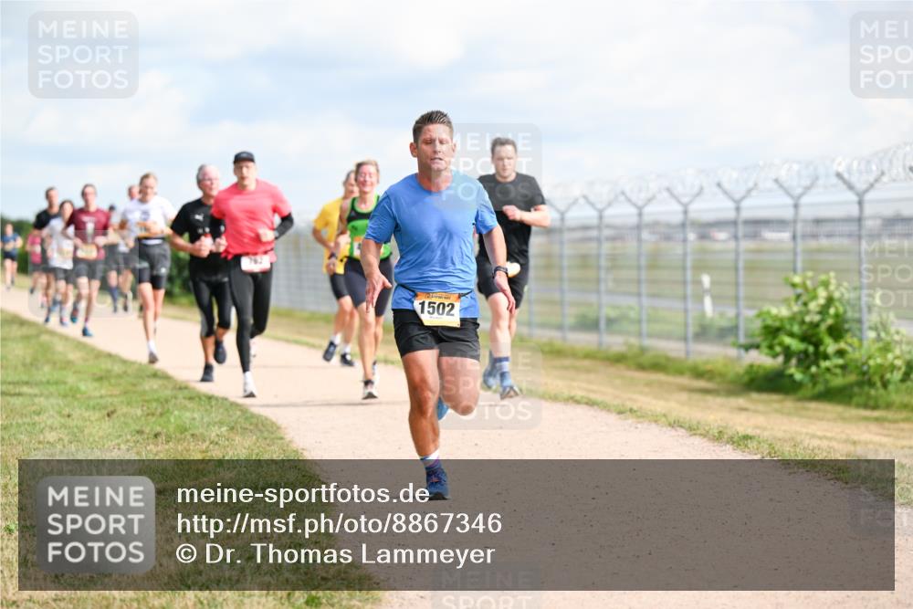 14.09.2025 - Airport Race Dr. Thomas Lammeyer http://msf.ph/oto/8867346 14.09.2025 12:08:36 Laufen 1502 meine-sportfotos.de