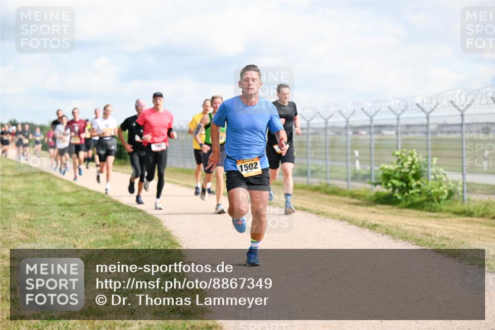 14.09.2025 - Airport Race Dr. Thomas Lammeyer http://msf.ph/oto/8867349 14.09.2025 12:08:37 Laufen 762, 1502 meine-sportfotos.de