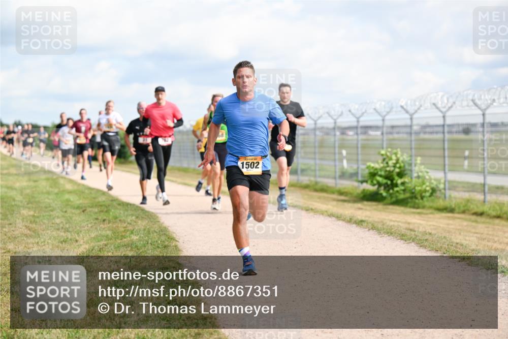 14.09.2025 - Airport Race Dr. Thomas Lammeyer http://msf.ph/oto/8867351 14.09.2025 12:08:37 Laufen 1502 meine-sportfotos.de