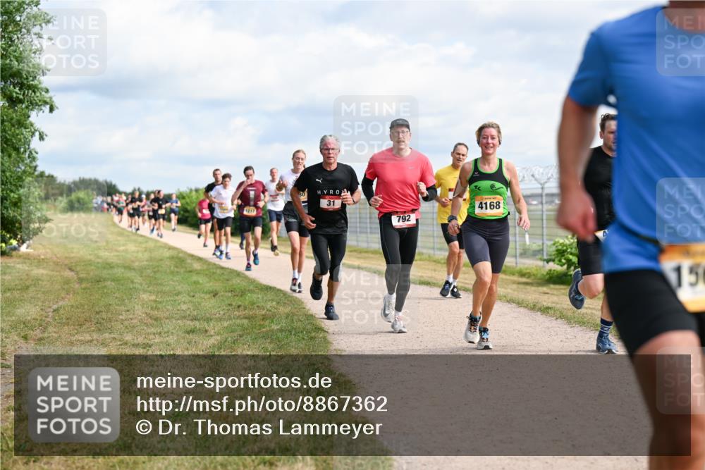 14.09.2025 - Airport Race Dr. Thomas Lammeyer http://msf.ph/oto/8867362 14.09.2025 12:08:39 Laufen 1217, 31, 4168, 792, 15 meine-sportfotos.de