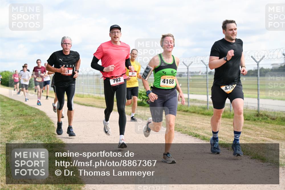14.09.2025 - Airport Race Dr. Thomas Lammeyer http://msf.ph/oto/8867367 14.09.2025 12:08:40 Laufen 1217, 792, 34, 4168, 420 meine-sportfotos.de