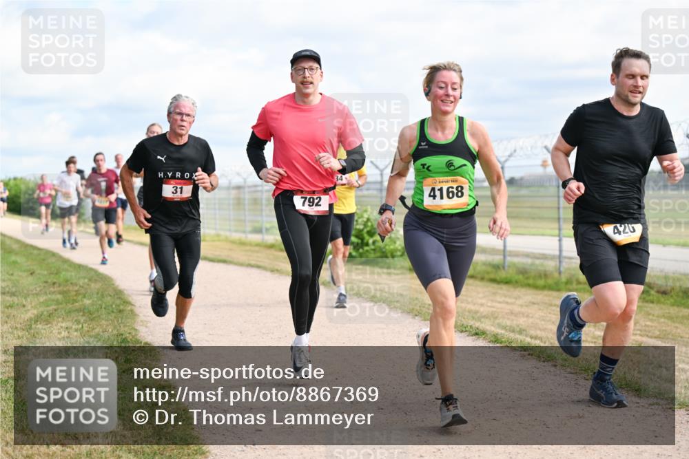 14.09.2025 - Airport Race Dr. Thomas Lammeyer http://msf.ph/oto/8867369 14.09.2025 12:08:41 Laufen 31, 792, 34, 4168, 420 meine-sportfotos.de