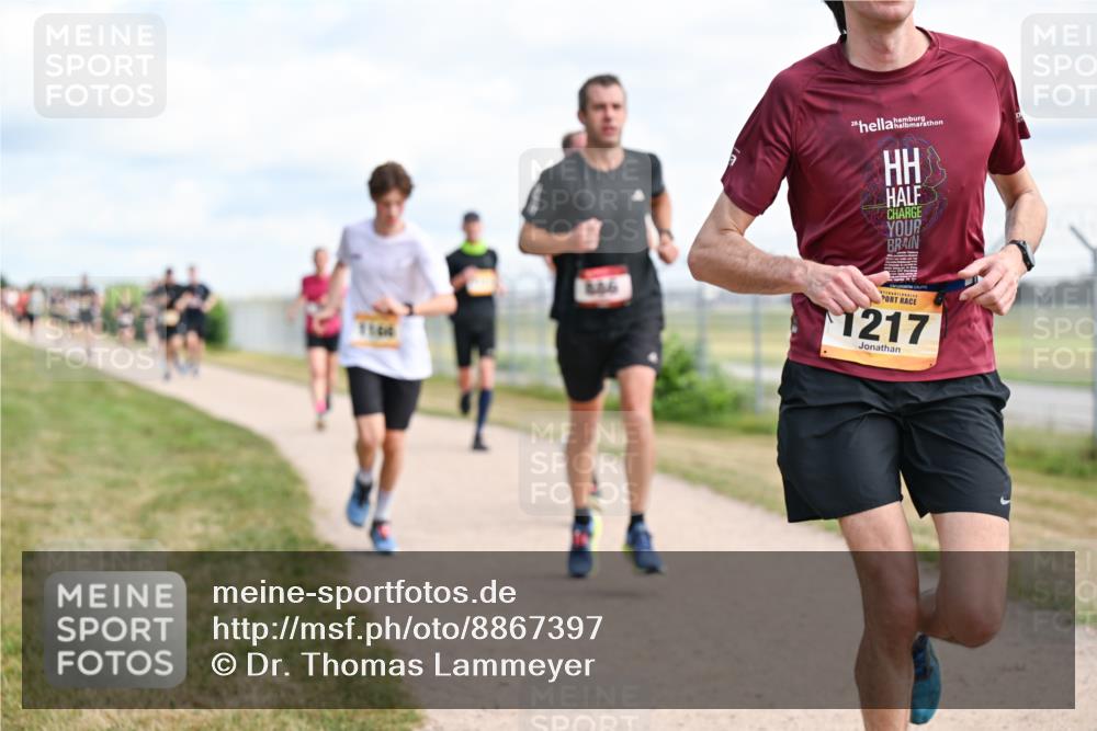 14.09.2025 - Airport Race Dr. Thomas Lammeyer http://msf.ph/oto/8867397 14.09.2025 12:08:46 Laufen 1100, 1217 meine-sportfotos.de
