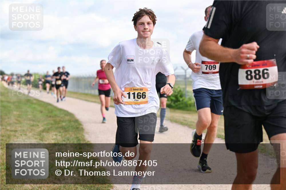14.09.2025 - Airport Race Dr. Thomas Lammeyer http://msf.ph/oto/8867405 14.09.2025 12:08:47 Laufen 1166, 709, 886 meine-sportfotos.de