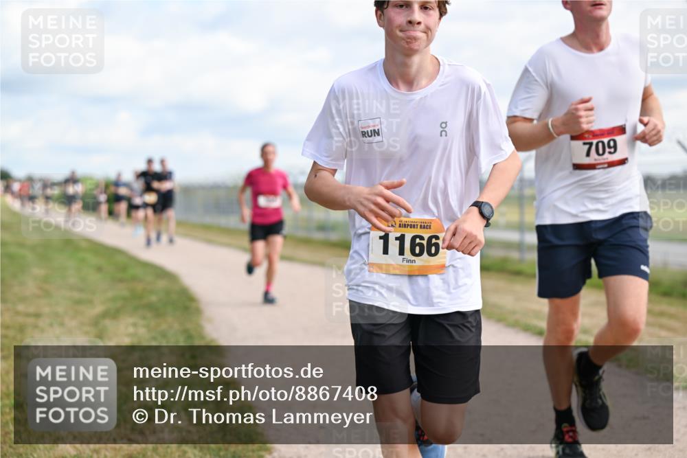 14.09.2025 - Airport Race Dr. Thomas Lammeyer http://msf.ph/oto/8867408 14.09.2025 12:08:48 Laufen 42, 1166, 709 meine-sportfotos.de