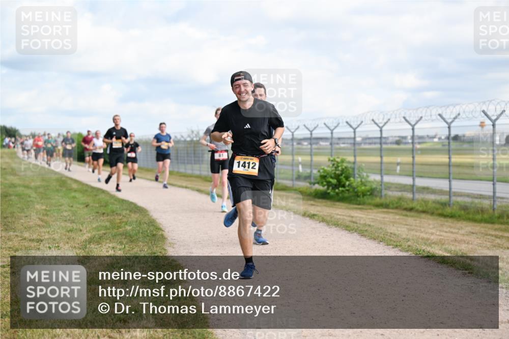 14.09.2025 - Airport Race Dr. Thomas Lammeyer http://msf.ph/oto/8867422 14.09.2025 12:08:53 Laufen 81, 1412 meine-sportfotos.de