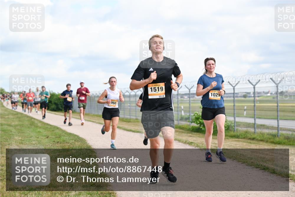 14.09.2025 - Airport Race Dr. Thomas Lammeyer http://msf.ph/oto/8867448 14.09.2025 12:08:58 Laufen 960, 1519, 1519, 1021 meine-sportfotos.de