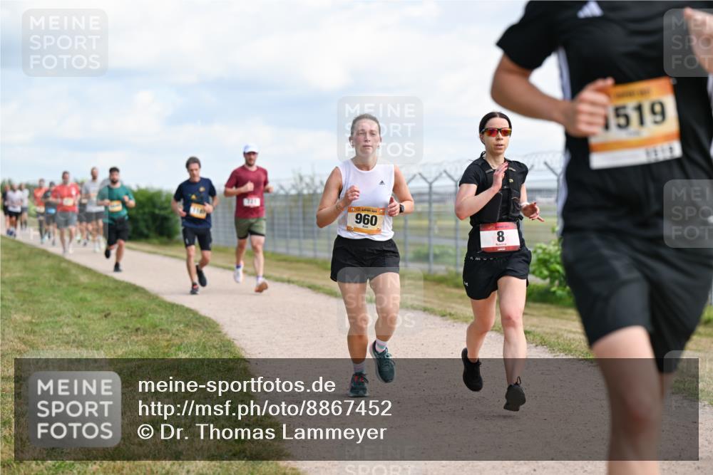 14.09.2025 - Airport Race Dr. Thomas Lammeyer http://msf.ph/oto/8867452 14.09.2025 12:08:59 Laufen 960, 8, 1519, 4149 meine-sportfotos.de