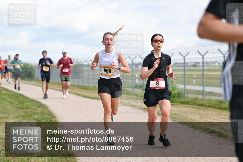 14.09.2025 - Airport Race Dr. Thomas Lammeyer http://msf.ph/oto/8867456 14.09.2025 12:09:00 Laufen 960, 8 meine-sportfotos.de