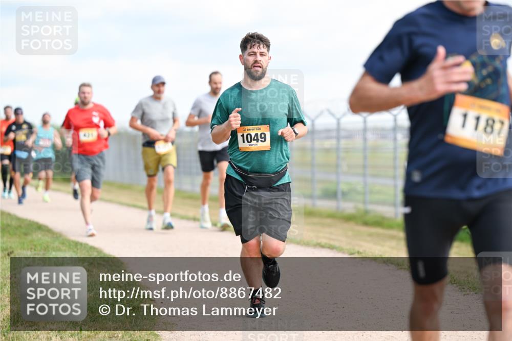 14.09.2025 - Airport Race Dr. Thomas Lammeyer http://msf.ph/oto/8867482 14.09.2025 12:09:05 Laufen 1049, 1187 meine-sportfotos.de