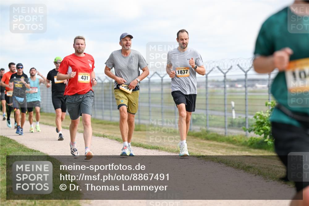 14.09.2025 - Airport Race Dr. Thomas Lammeyer http://msf.ph/oto/8867491 14.09.2025 12:09:07 Laufen 143, 715, 431, 1837, 10 meine-sportfotos.de