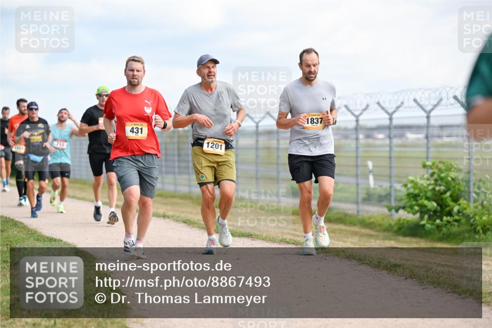 14.09.2025 - Airport Race Dr. Thomas Lammeyer http://msf.ph/oto/8867493 14.09.2025 12:09:07 Laufen 1237, 715, 431, 1201, 1837 meine-sportfotos.de