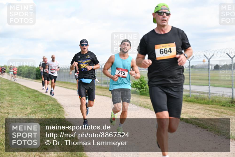 14.09.2025 - Airport Race Dr. Thomas Lammeyer http://msf.ph/oto/8867524 14.09.2025 12:09:13 Laufen 715, 664 meine-sportfotos.de