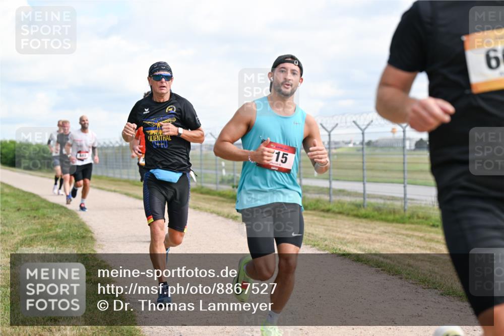 14.09.2025 - Airport Race Dr. Thomas Lammeyer http://msf.ph/oto/8867527 14.09.2025 12:09:14 Laufen 15, 6 meine-sportfotos.de