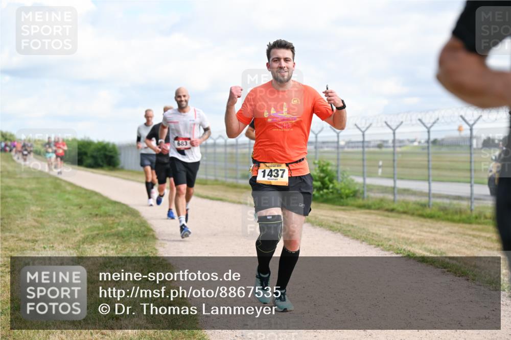 14.09.2025 - Airport Race Dr. Thomas Lammeyer http://msf.ph/oto/8867535 14.09.2025 12:09:15 Laufen 683, 1437 meine-sportfotos.de