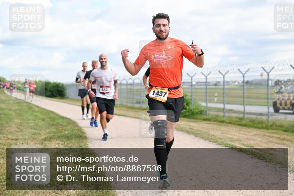 14.09.2025 - Airport Race Dr. Thomas Lammeyer http://msf.ph/oto/8867536 14.09.2025 12:09:16 Laufen 683, 1437 meine-sportfotos.de