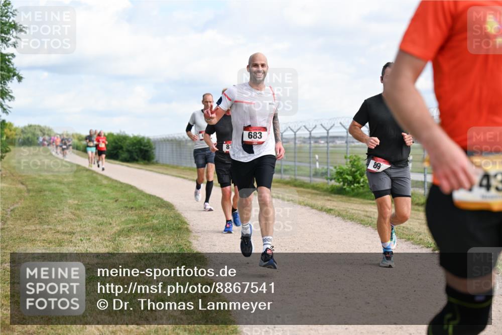 14.09.2025 - Airport Race Dr. Thomas Lammeyer http://msf.ph/oto/8867541 14.09.2025 12:09:17 Laufen 8, 683, 89, 43 meine-sportfotos.de