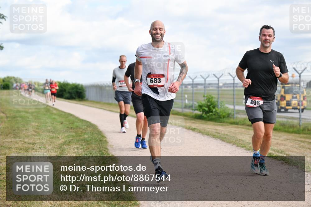 14.09.2025 - Airport Race Dr. Thomas Lammeyer http://msf.ph/oto/8867544 14.09.2025 12:09:17 Laufen 683, 896 meine-sportfotos.de