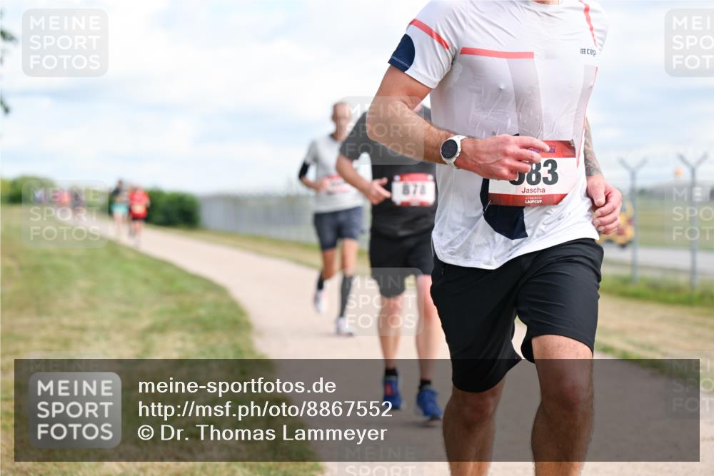 14.09.2025 - Airport Race Dr. Thomas Lammeyer http://msf.ph/oto/8867552 14.09.2025 12:09:18 Laufen 583 meine-sportfotos.de
