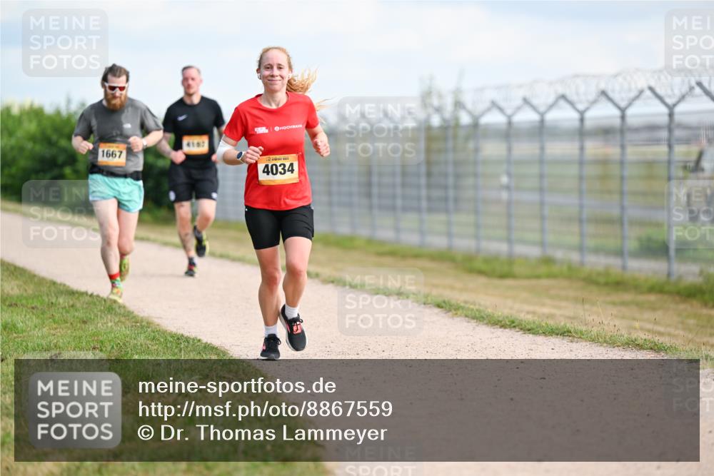 14.09.2025 - Airport Race Dr. Thomas Lammeyer http://msf.ph/oto/8867559 14.09.2025 12:09:23 Laufen 1667, 4107, 4034 meine-sportfotos.de