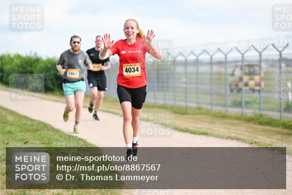 14.09.2025 - Airport Race Dr. Thomas Lammeyer http://msf.ph/oto/8867567 14.09.2025 12:09:24 Laufen 1667, 4034 meine-sportfotos.de