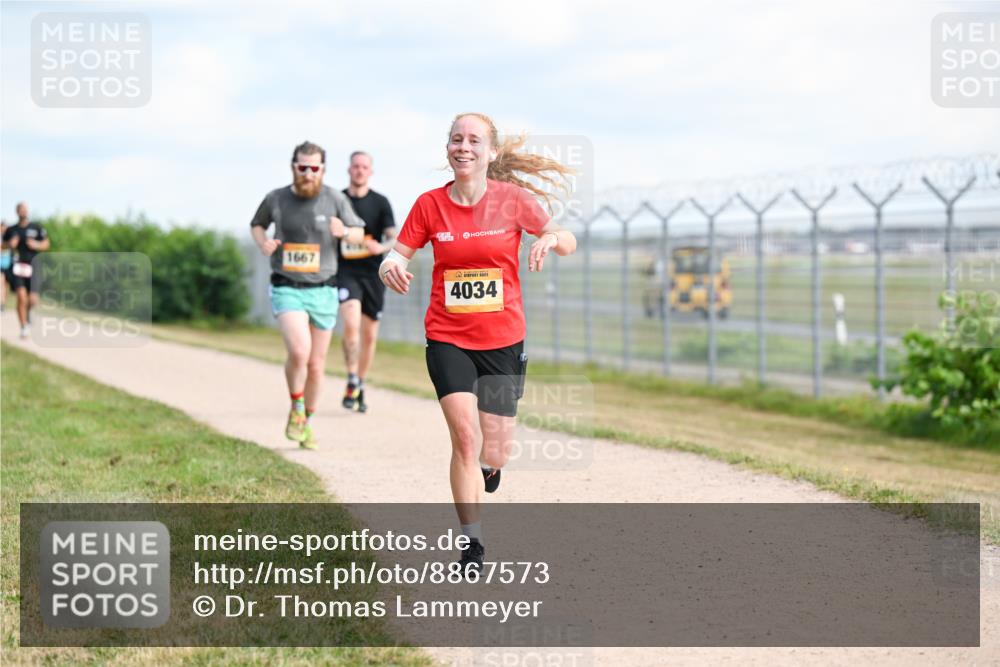 14.09.2025 - Airport Race Dr. Thomas Lammeyer http://msf.ph/oto/8867573 14.09.2025 12:09:25 Laufen 1667, 4034 meine-sportfotos.de