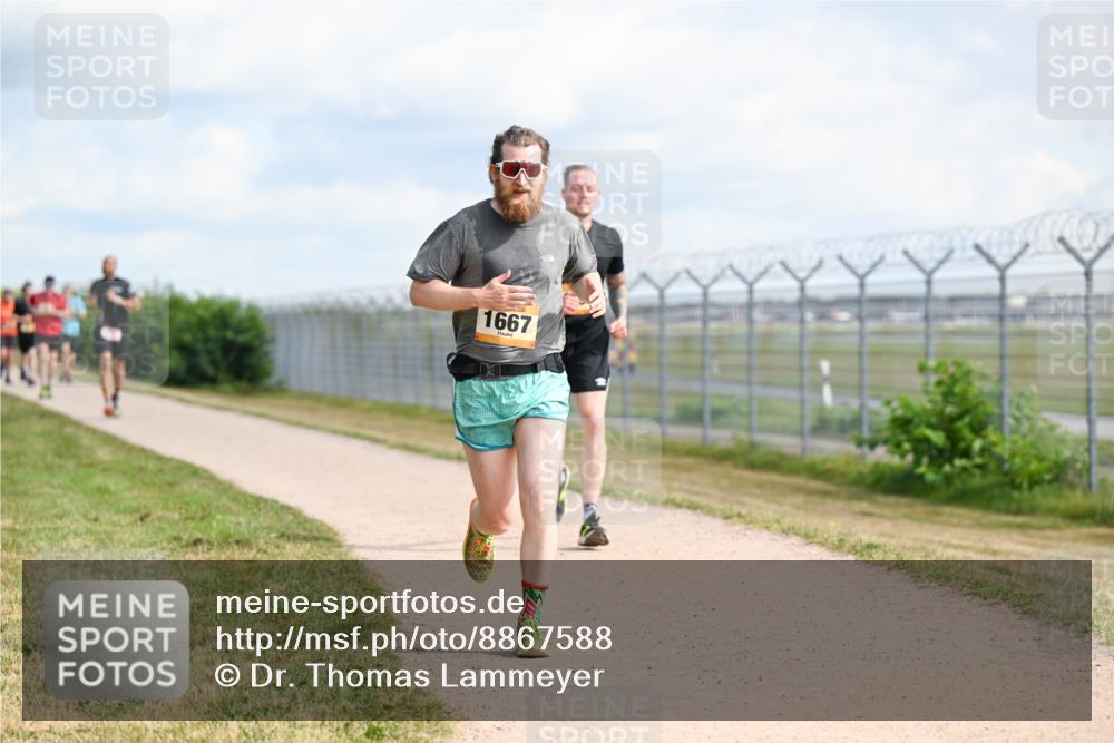 14.09.2025 - Airport Race Dr. Thomas Lammeyer http://msf.ph/oto/8867588 14.09.2025 12:09:28 Laufen 1667 meine-sportfotos.de