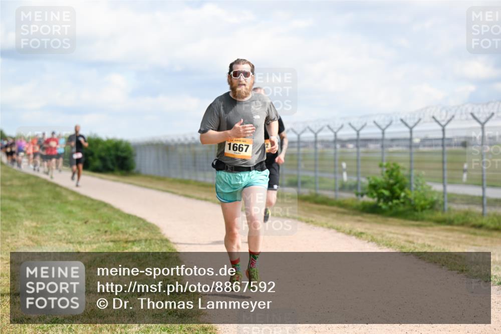 14.09.2025 - Airport Race Dr. Thomas Lammeyer http://msf.ph/oto/8867592 14.09.2025 12:09:28 Laufen 1667 meine-sportfotos.de