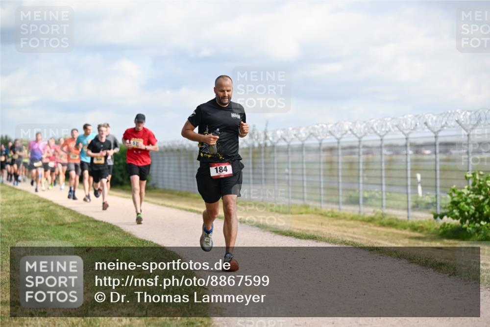 14.09.2025 - Airport Race Dr. Thomas Lammeyer http://msf.ph/oto/8867599 14.09.2025 12:09:35 Laufen 184 meine-sportfotos.de