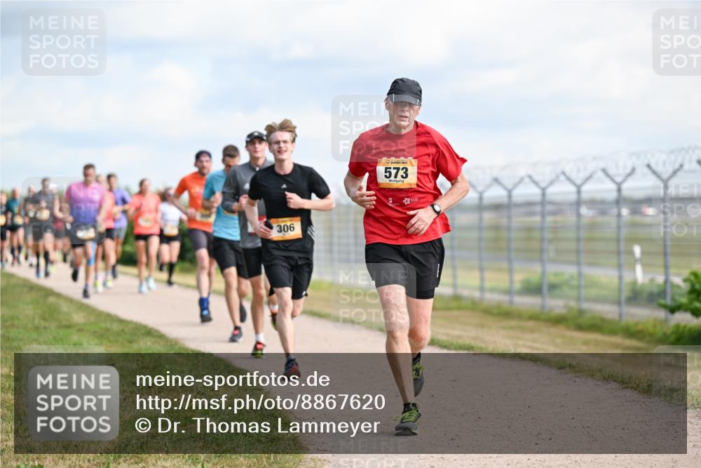 14.09.2025 - Airport Race Dr. Thomas Lammeyer http://msf.ph/oto/8867620 14.09.2025 12:09:39 Laufen 306, 573 meine-sportfotos.de