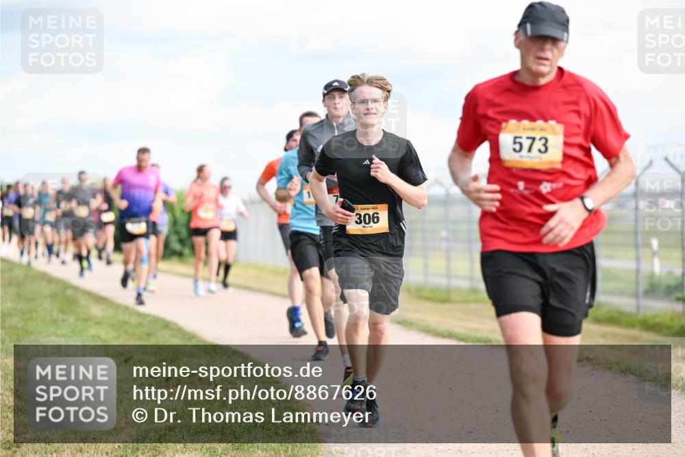 14.09.2025 - Airport Race Dr. Thomas Lammeyer http://msf.ph/oto/8867626 14.09.2025 12:09:40 Laufen 306, 573 meine-sportfotos.de