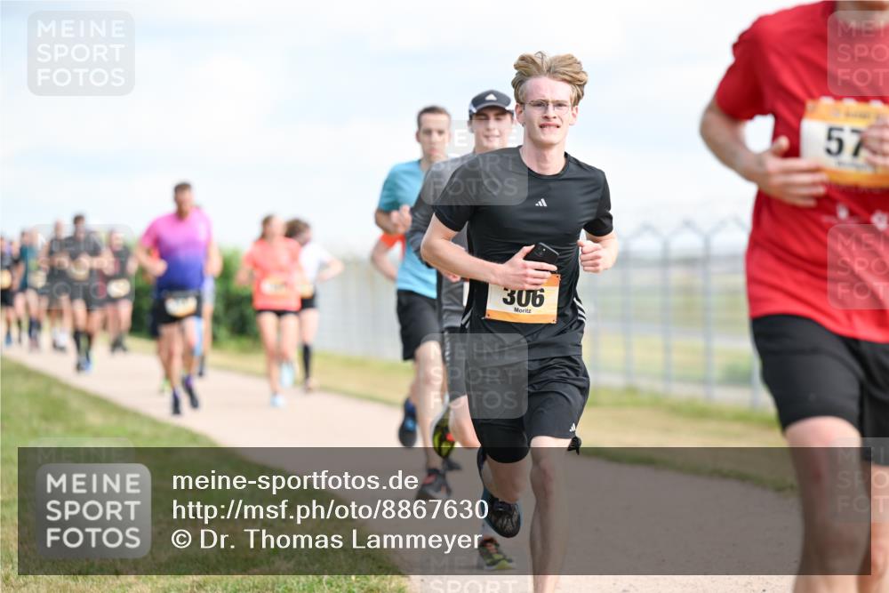 14.09.2025 - Airport Race Dr. Thomas Lammeyer http://msf.ph/oto/8867630 14.09.2025 12:09:41 Laufen 306, 57 meine-sportfotos.de